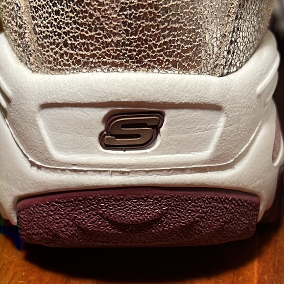 Skechers D’Lites Woman’s size 8.5 Running Shoes - Picture 9 of 12